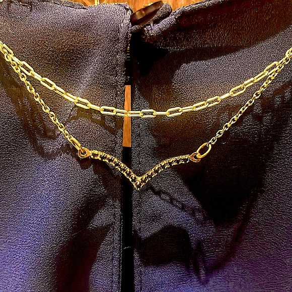 Sabika Work Wear Two-Row V Necklace - Picture 3 of 4